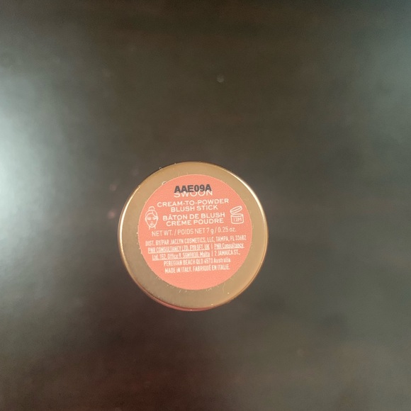 Jaclyn cosmetics blush stick - Picture 3 of 3